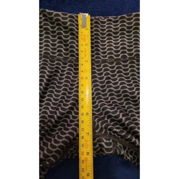 Nike Dri-Fit Gray Womens Sm Stretch Capri Athletic Running Leggings Workout - Picture 7 of 8